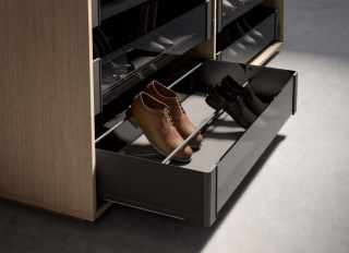 Kesseböhmer CONERO cipőtartó szett szélesség: 762 mm fekete VPE: 2db #4